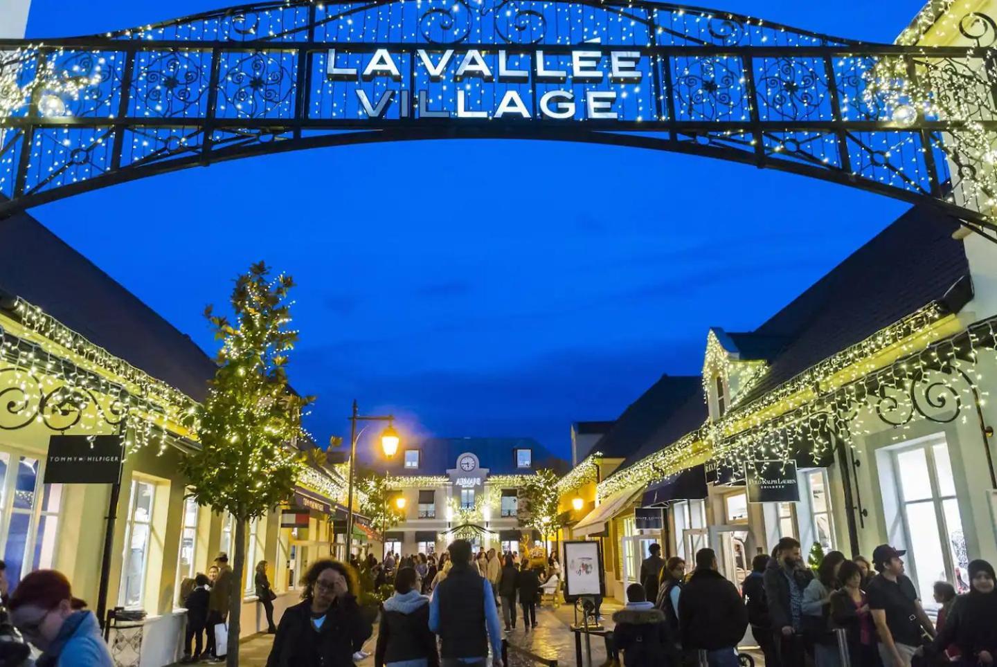 Magic Studio - Disneyland Paris Shopping Village 9 Minutes Chessy  Bagian luar foto